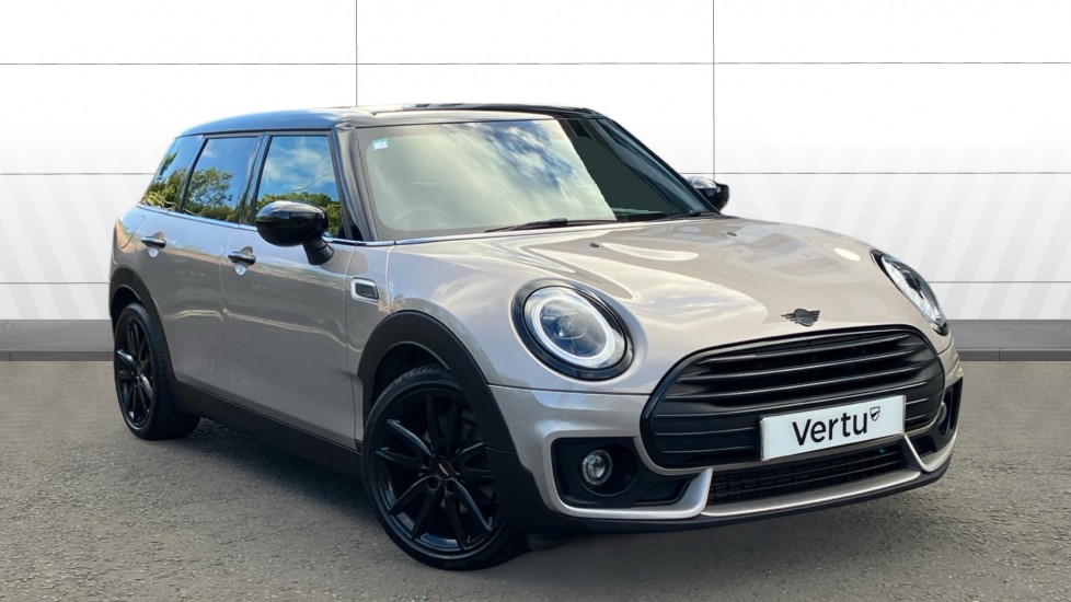 MINI Clubman 1.5 Cooper Sport 6dr Petrol Estate - Image 1
