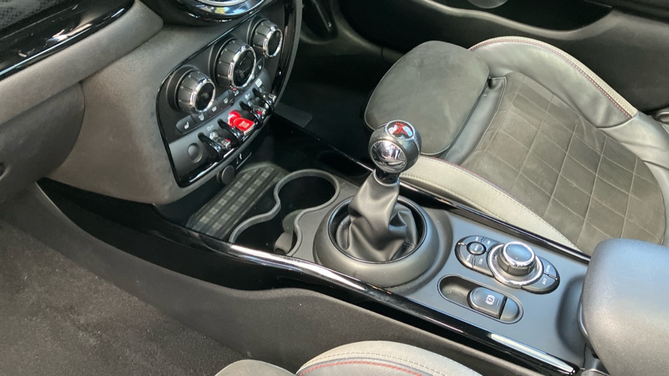 MINI Clubman 1.5 Cooper Sport 6dr Petrol Estate - Image 13