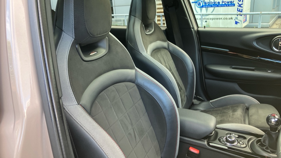 MINI Clubman 1.5 Cooper Sport 6dr Petrol Estate - Image 29