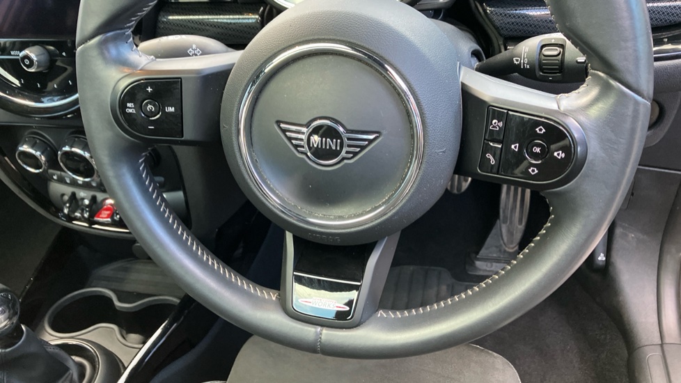 MINI Clubman 1.5 Cooper Sport 6dr Petrol Estate - Image 43