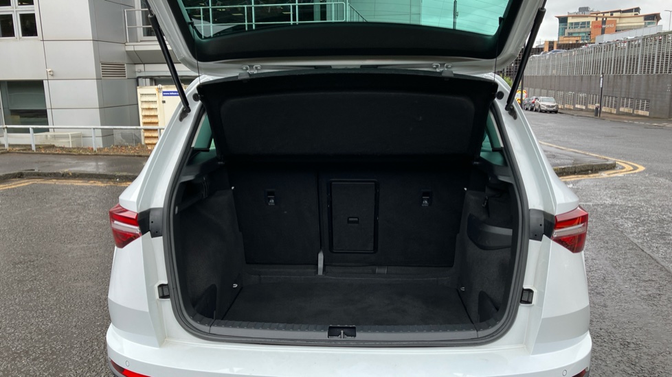 Skoda Karoq 1.5 TSI SE Drive 5dr DSG Petrol Estate - Image 4
