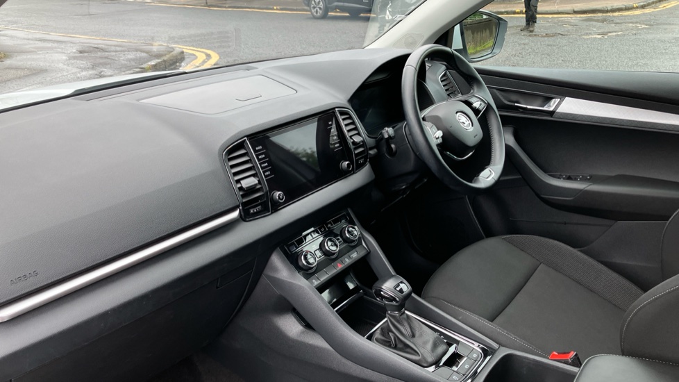 Skoda Karoq 1.5 TSI SE Drive 5dr DSG Petrol Estate - Image 9