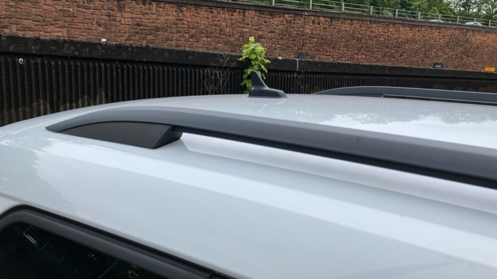Skoda Karoq 1.5 TSI SE Drive 5dr DSG Petrol Estate - Image 24