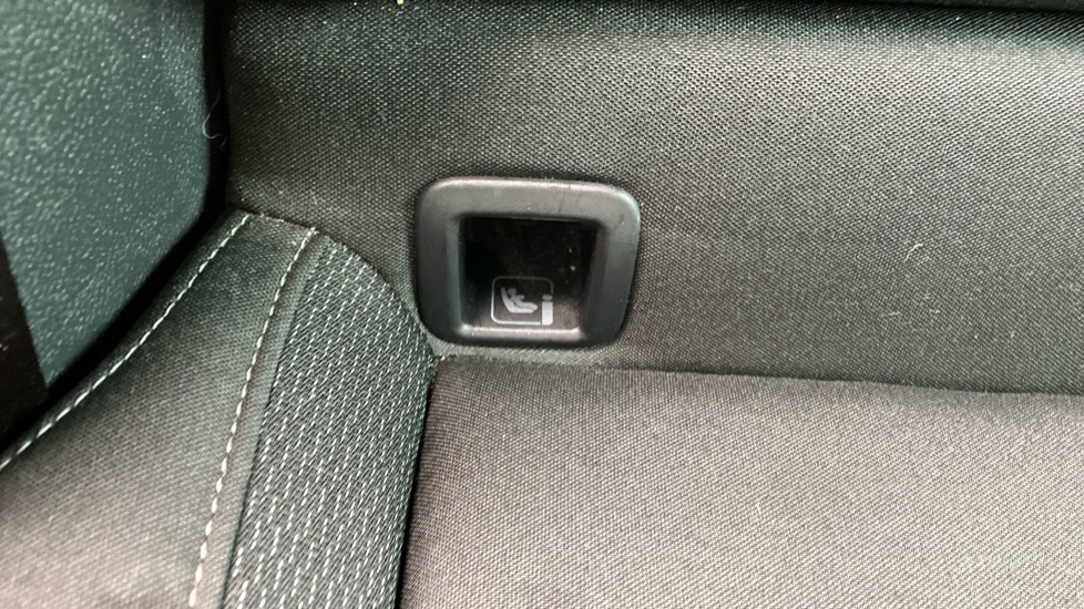 Skoda Karoq 1.5 TSI SE Drive 5dr DSG Petrol Estate - Image 35