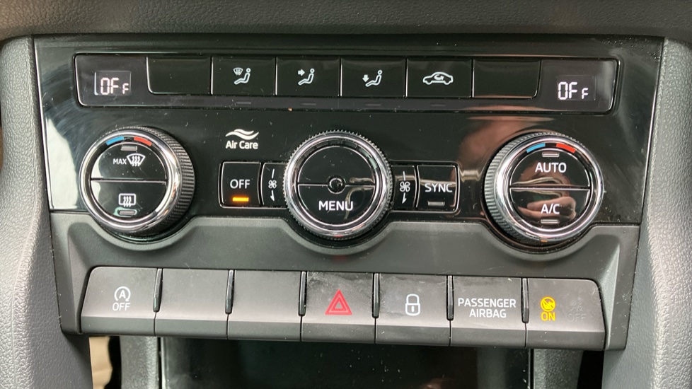 Skoda Karoq 1.5 TSI SE Drive 5dr DSG Petrol Estate - Image 48