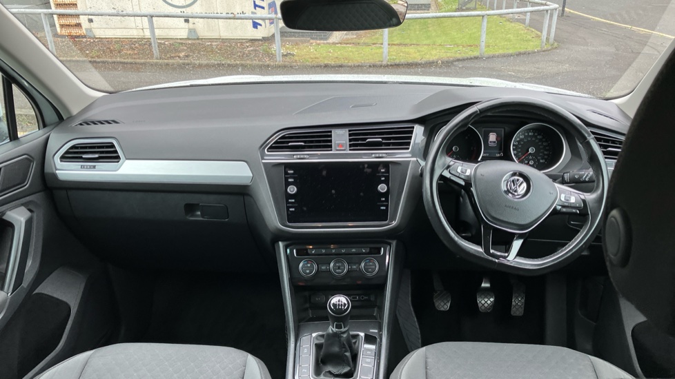 Volkswagen Tiguan 2.0 TDi 150 SE Nav 5dr Diesel Estate - Image 10