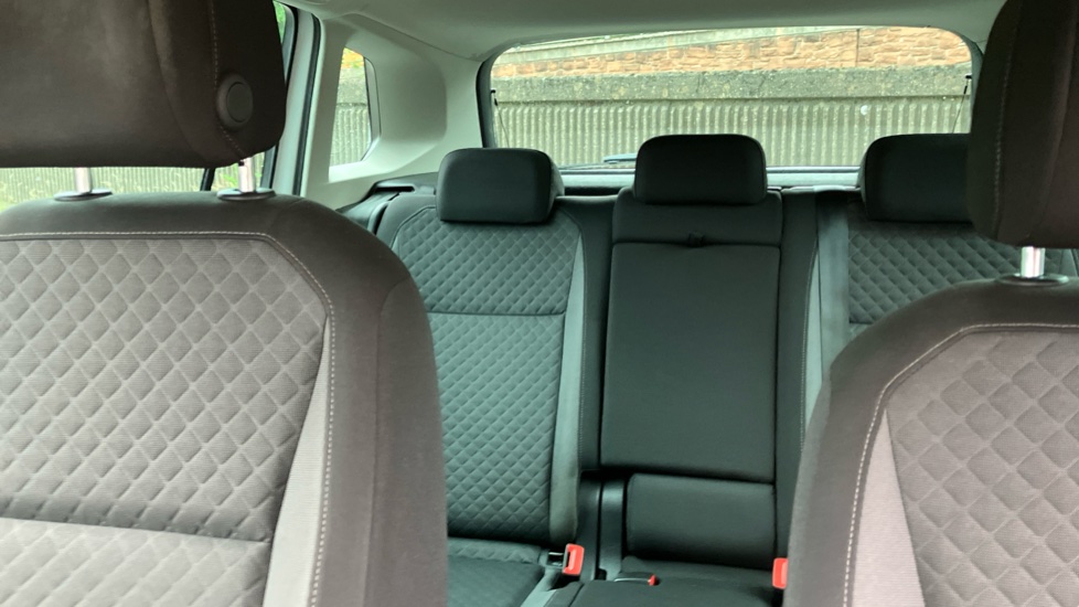 Volkswagen Tiguan 2.0 TDi 150 SE Nav 5dr Diesel Estate - Image 15