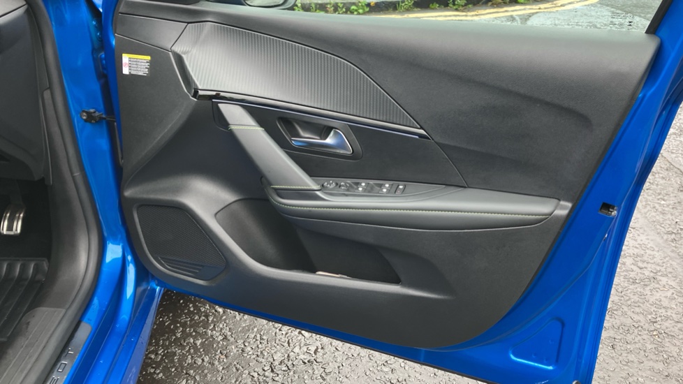 Peugeot 208 1.2 Hybrid 110 GT 5dr e-DSC6 Petrol Hatchback - Image 31