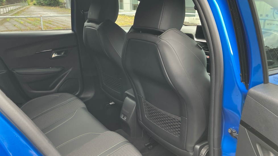 Peugeot 208 1.2 Hybrid 110 GT 5dr e-DSC6 Petrol Hatchback - Image 32
