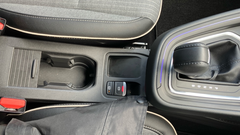 Renault Clio 1.6 E-TECH full hybrid 145 Techno 5dr Auto Hybrid Hatchback - Image 45