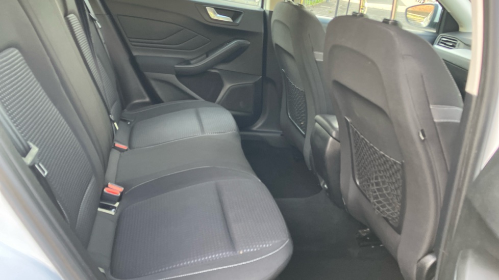 Ford Focus 1.5 EcoBlue 120 Zetec 5dr Diesel Hatchback - Image 16