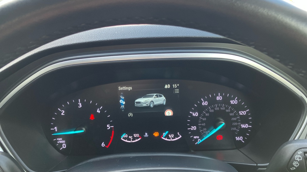 Ford Focus 1.5 EcoBlue 120 Zetec 5dr Diesel Hatchback - Image 18