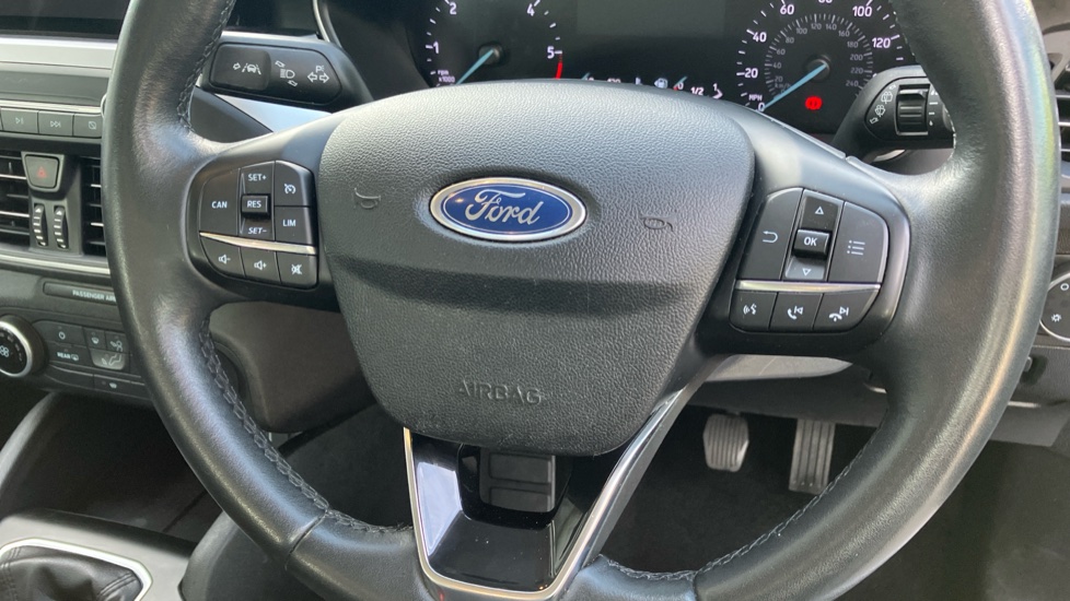 Ford Focus 1.5 EcoBlue 120 Zetec 5dr Diesel Hatchback - Image 37