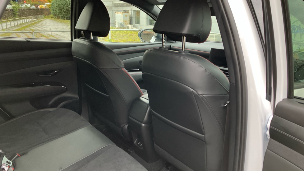 Hyundai TUCSON 1.6T 239 Hybrid N Line 5dr Auto Hybrid Estate - Image 31