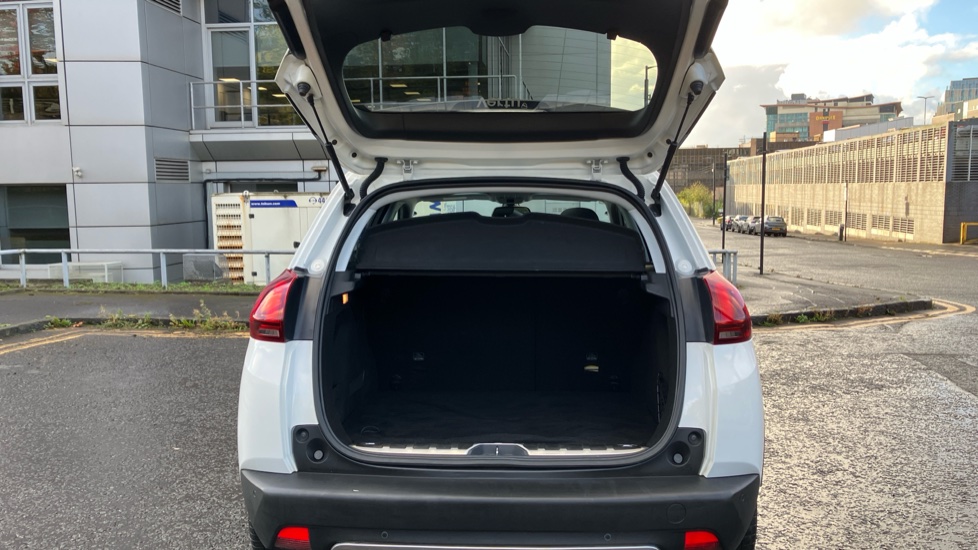 Peugeot 2008 1.2 PureTech 110 GT Line 5dr Petrol Estate - Image 4