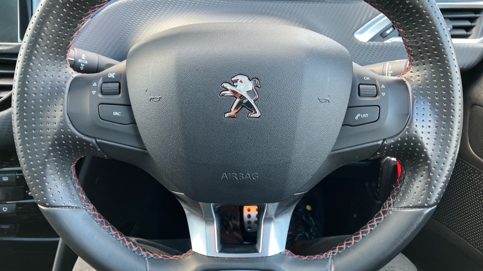 Peugeot 2008 1.2 PureTech 110 GT Line 5dr Petrol Estate - Image 40