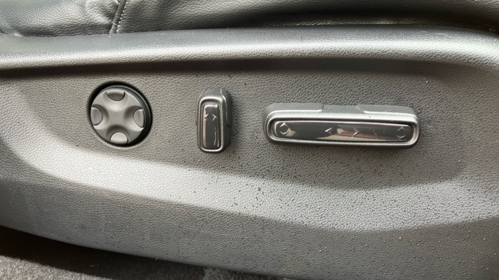 Honda CR-V 2.0 i-MMD Hybrid EX 5dr eCVT Hybrid Estate - Image 29