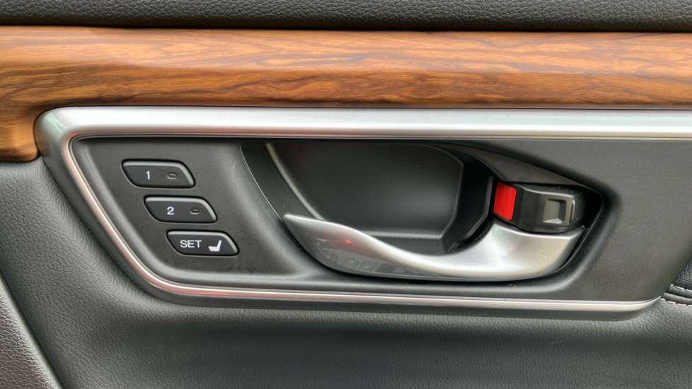 Honda CR-V 2.0 i-MMD Hybrid EX 5dr eCVT Hybrid Estate - Image 30