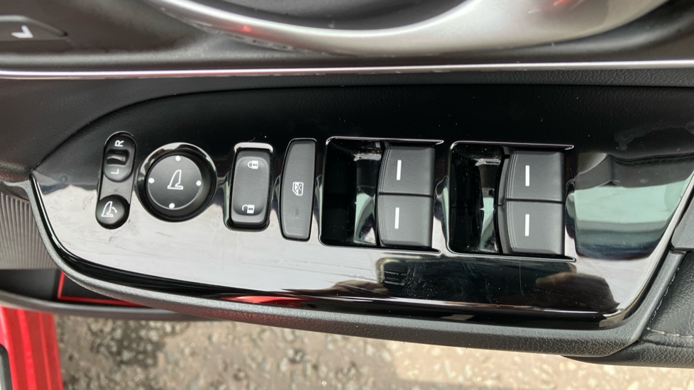 Honda CR-V 2.0 i-MMD Hybrid EX 5dr eCVT Hybrid Estate - Image 31
