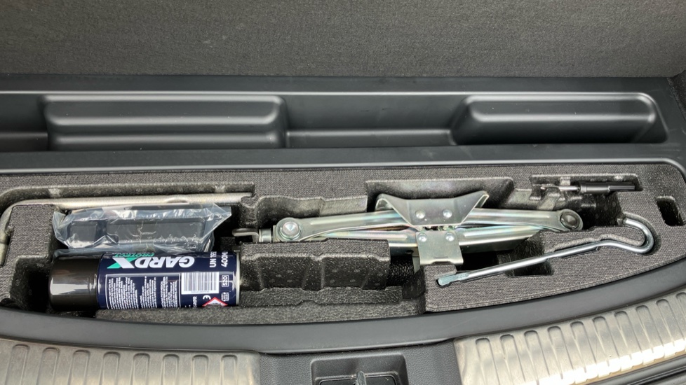 Honda CR-V 2.0 i-MMD Hybrid EX 5dr eCVT Hybrid Estate - Image 39
