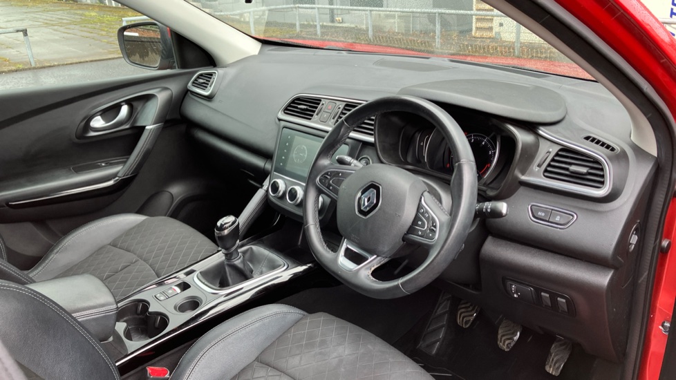 Renault Kadjar 1.3 TCE Iconic 5dr Petrol Hatchback - Image 11