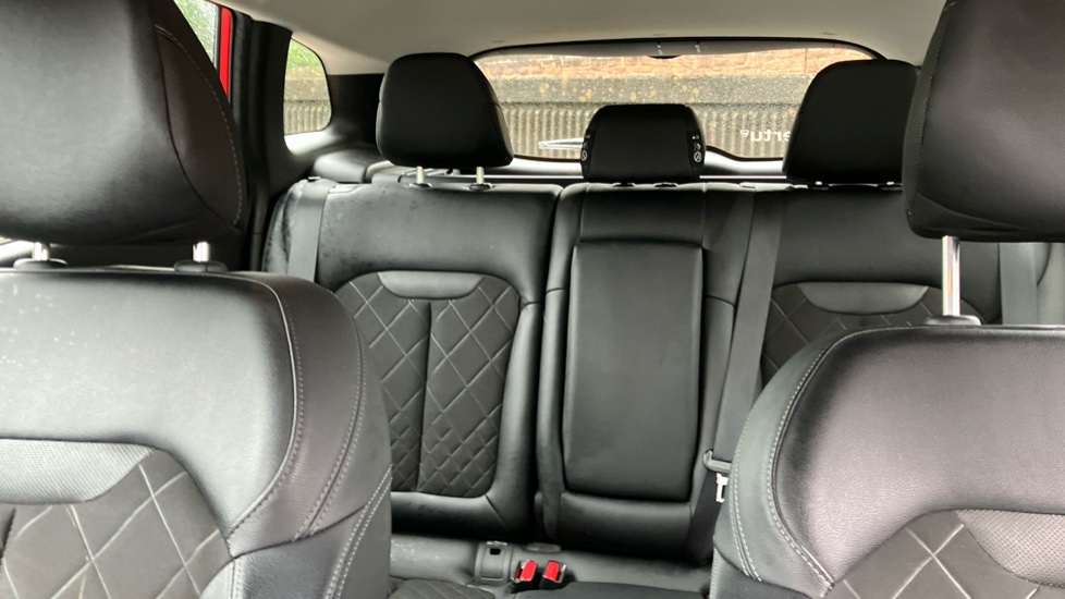 Renault Kadjar 1.3 TCE Iconic 5dr Petrol Hatchback - Image 15