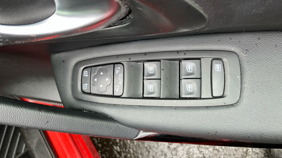 Renault Kadjar 1.3 TCE Iconic 5dr Petrol Hatchback - Image 22