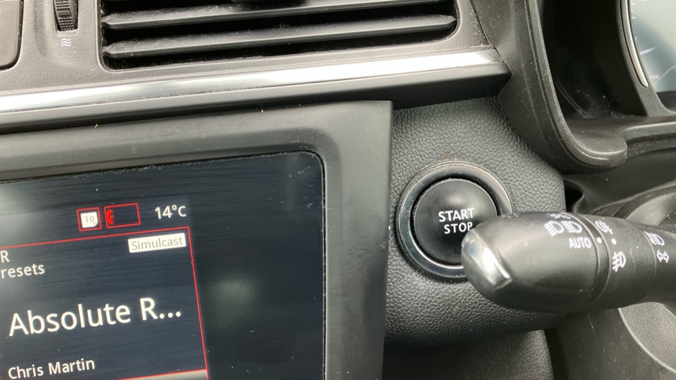 Renault Kadjar 1.3 TCE Iconic 5dr Petrol Hatchback - Image 32