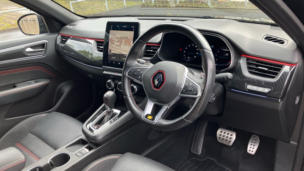 Renault Arkana 1.3 Mild hybrid 140 R.S. Line 5dr EDC Petrol Estate - Image 11