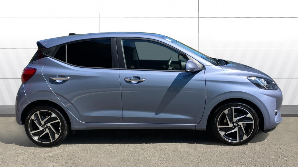 Hyundai i10 1.2 [79] Premium 5dr Auto [Nav] Petrol Hatchback - Image 5