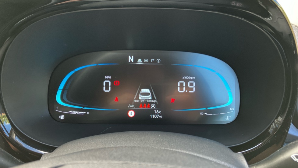 Hyundai i10 1.2 [79] Premium 5dr Auto [Nav] Petrol Hatchback - Image 18