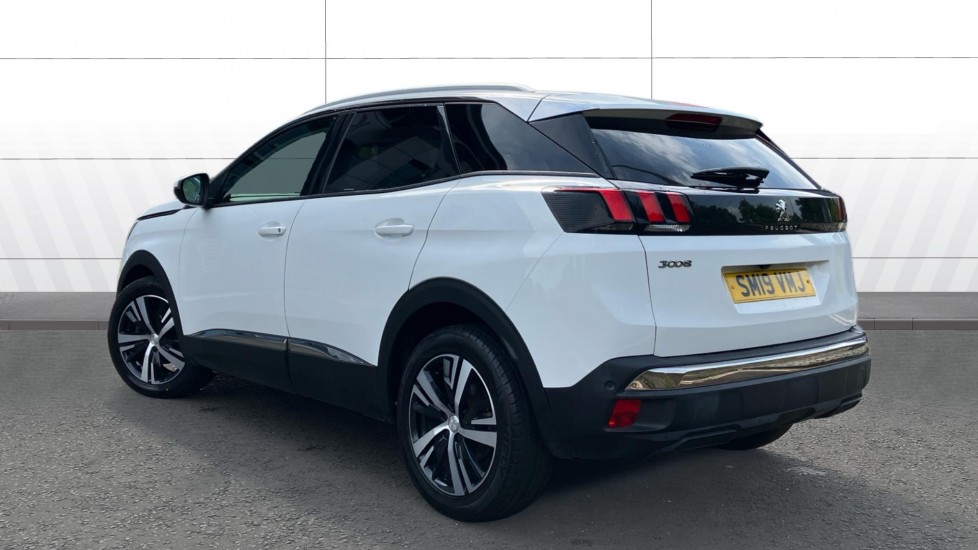 Peugeot 3008 1.2 PureTech Allure 5dr Petrol Estate - Image 2