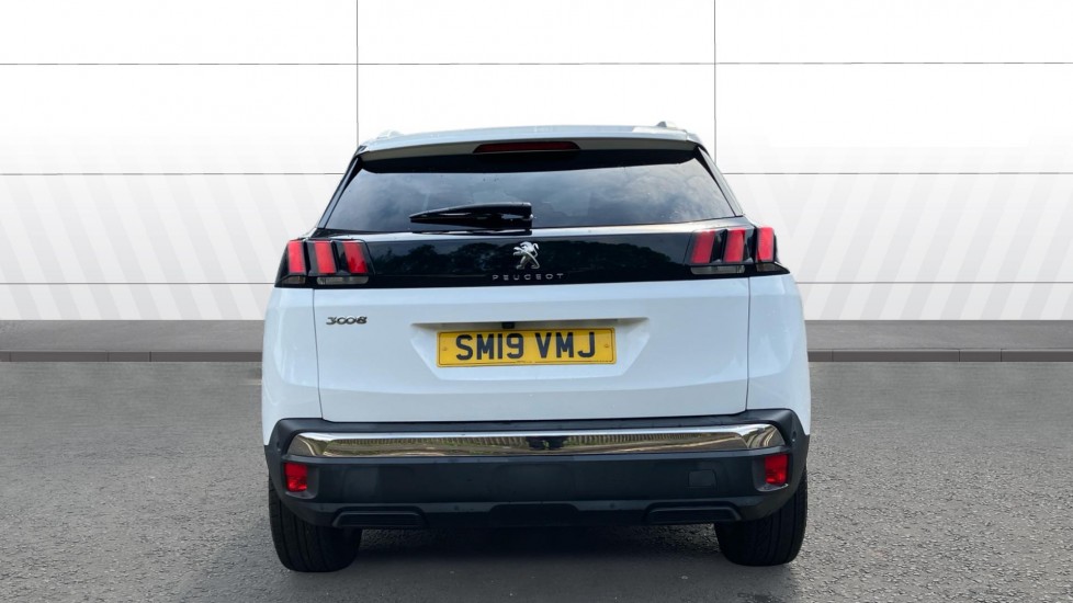Peugeot 3008 1.2 PureTech Allure 5dr Petrol Estate - Image 6