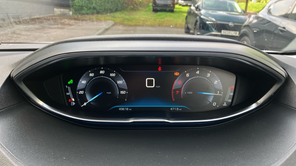 Peugeot 3008 1.2 PureTech Allure 5dr Petrol Estate - Image 18