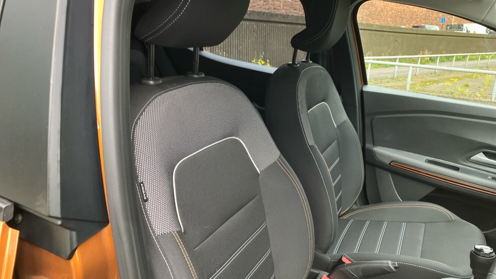 Dacia Sandero Stepway 1.0 TCe Expression 5dr Petrol Hatchback - Image 26
