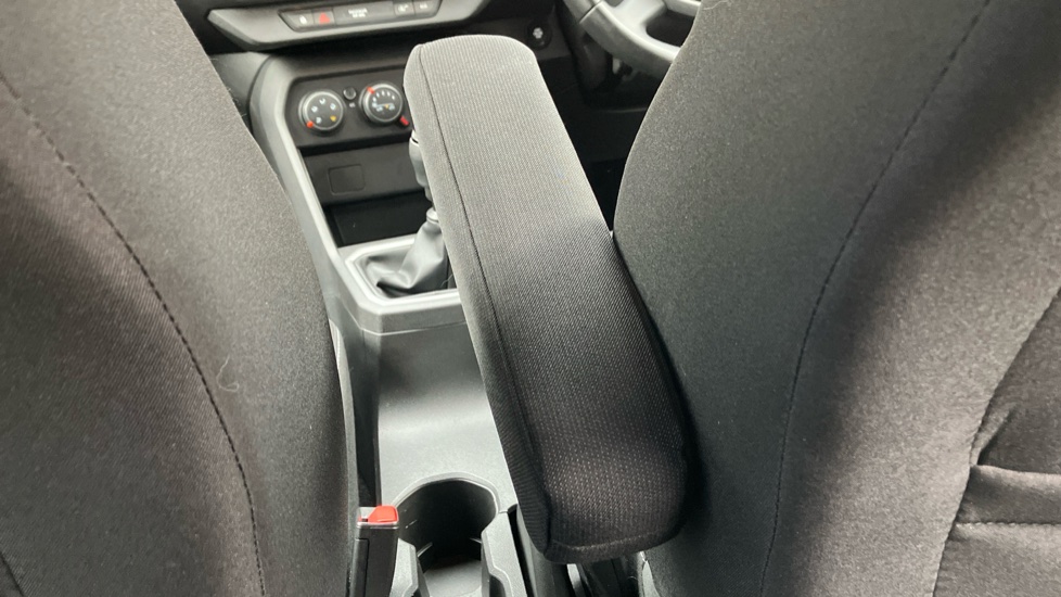 Dacia Sandero Stepway 1.0 TCe Expression 5dr Petrol Hatchback - Image 33
