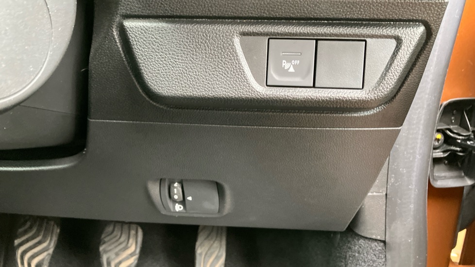 Dacia Sandero Stepway 1.0 TCe Expression 5dr Petrol Hatchback - Image 37