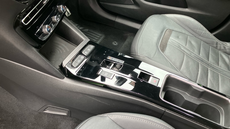 Vauxhall Mokka 100kW Ultimate 50kWh 5dr Auto Electric Hatchback - Image 13