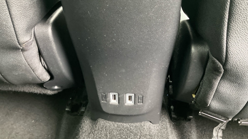Vauxhall Mokka 100kW Ultimate 50kWh 5dr Auto Electric Hatchback - Image 32