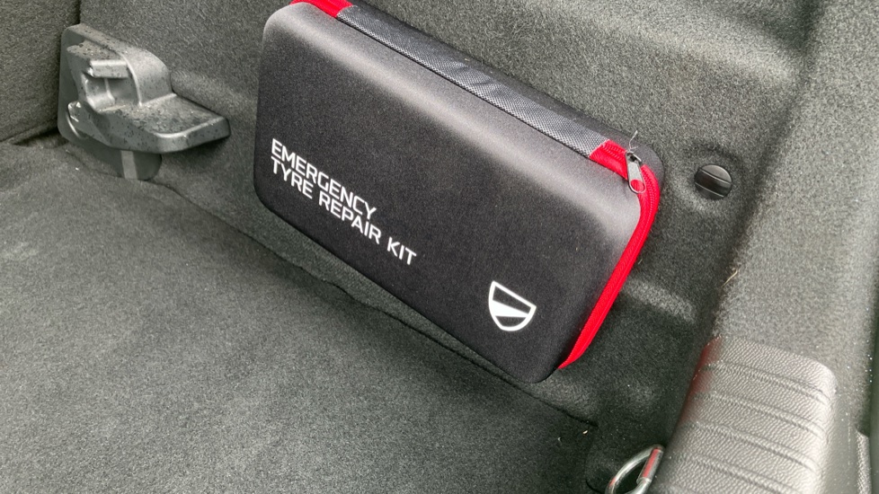 Vauxhall Mokka 100kW Ultimate 50kWh 5dr Auto Electric Hatchback - Image 34