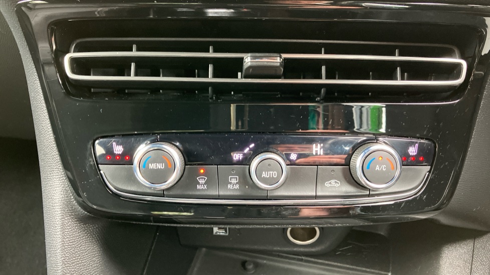 Vauxhall Mokka 100kW Ultimate 50kWh 5dr Auto Electric Hatchback - Image 44