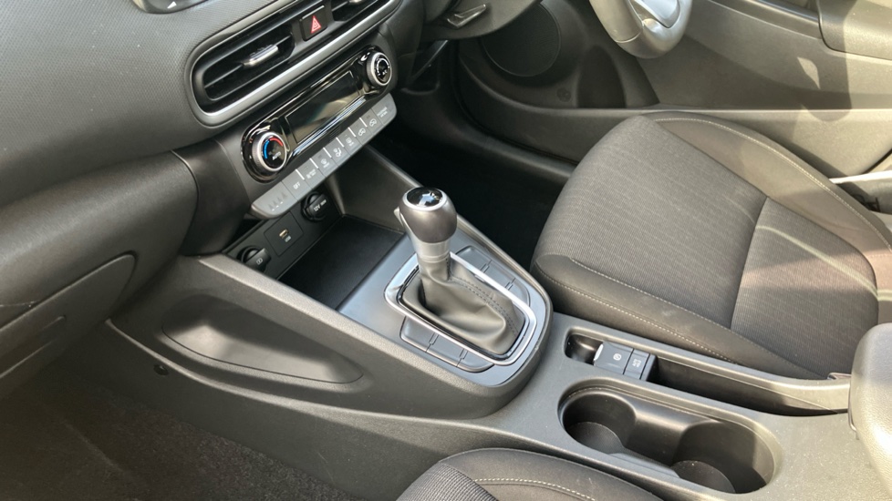 Hyundai KONA 1.6 GDi Hybrid SE Connect 5dr DCT Hybrid Hatchback - Image 13