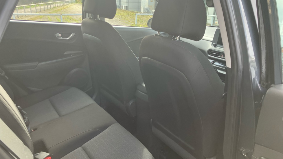 Hyundai KONA 1.6 GDi Hybrid SE Connect 5dr DCT Hybrid Hatchback - Image 30