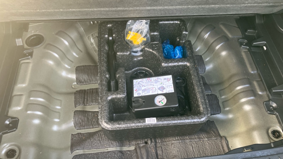 Hyundai KONA 1.6 GDi Hybrid SE Connect 5dr DCT Hybrid Hatchback - Image 33