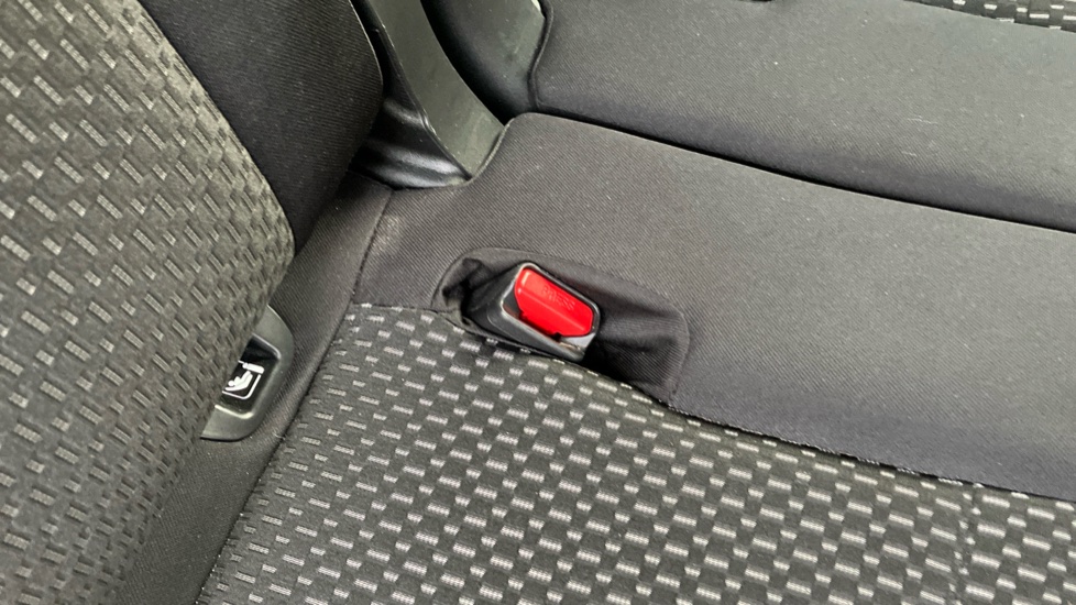 Suzuki Ignis 1.2 Dualjet 12V Hybrid SZ-T 5dr Petrol Hatchback - Image 17