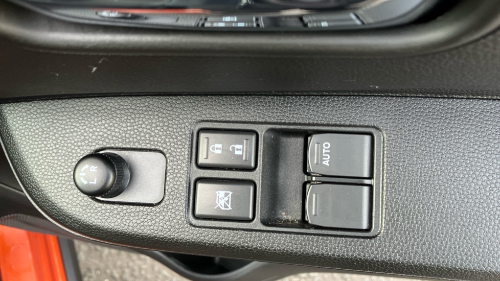 Suzuki Ignis 1.2 Dualjet 12V Hybrid SZ-T 5dr Petrol Hatchback - Image 29
