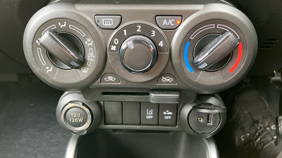 Suzuki Ignis 1.2 Dualjet 12V Hybrid SZ-T 5dr Petrol Hatchback - Image 44