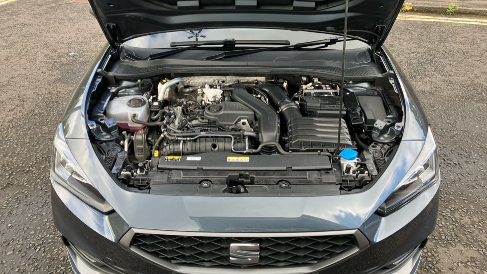 SEAT Leon 1.5 TSI 115 FR 5dr [DAP] Petrol Estate - Image 8