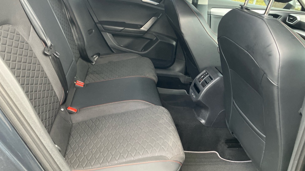 SEAT Leon 1.5 TSI 115 FR 5dr [DAP] Petrol Estate - Image 16