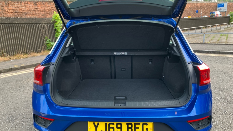 Volkswagen T-Roc 1.5 TSI EVO SE 5dr Petrol Hatchback - Image 4